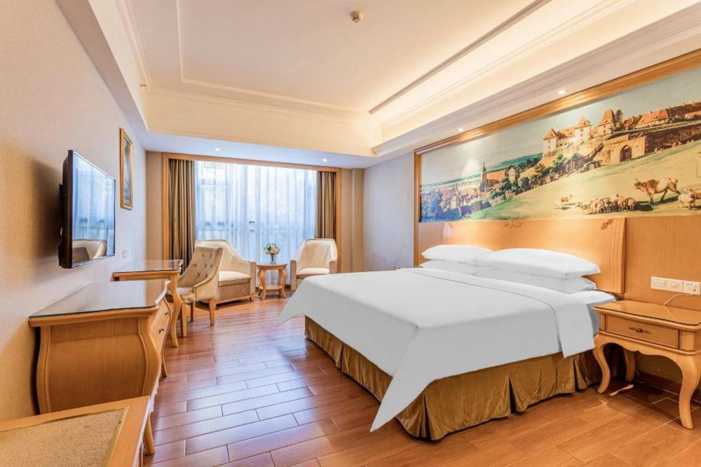 Vienna Hotel Foshan Airport Extérieur photo